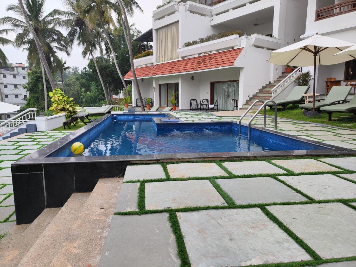 Getaway Beach Resort Kovalam Exterior photo