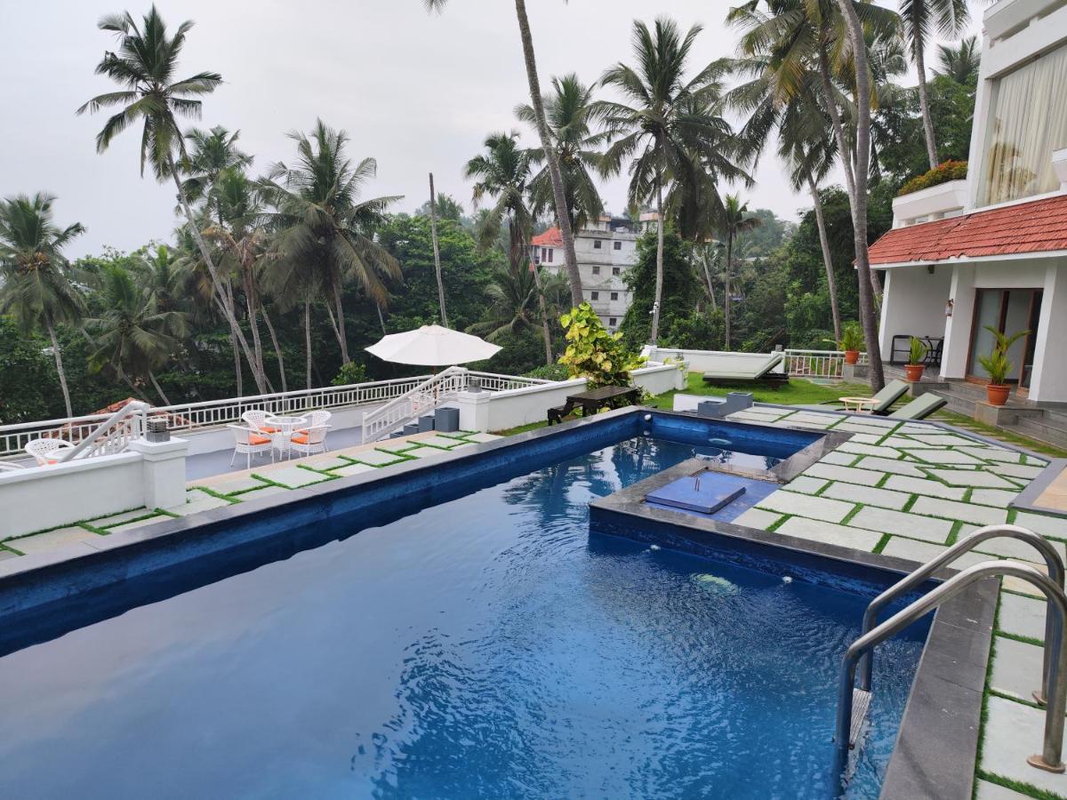 Getaway Beach Resort Kovalam Exterior photo
